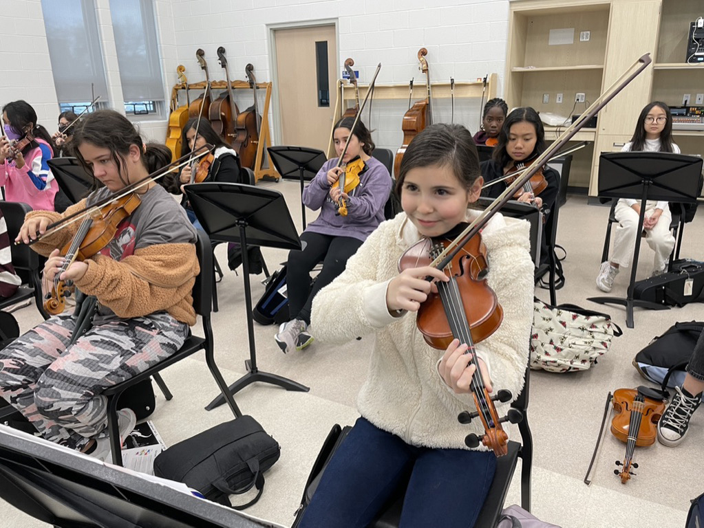 Girl playing violin