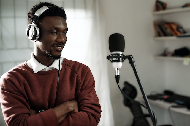 How Does Practicing With a Backing Track Help You?